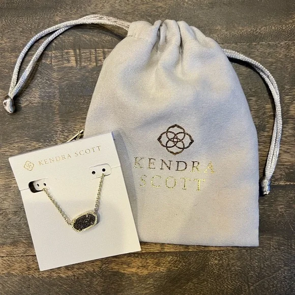 🎉 HP 🎉 Kendra Scott Silver Pendant Drusy Necklace - Picture 2 of 9